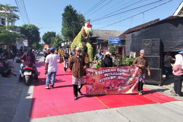 Sedekah Bumi Petilasan Syekh Siti Jenar: Ritual Syukur dan Manifestasi Kohesi Sosial