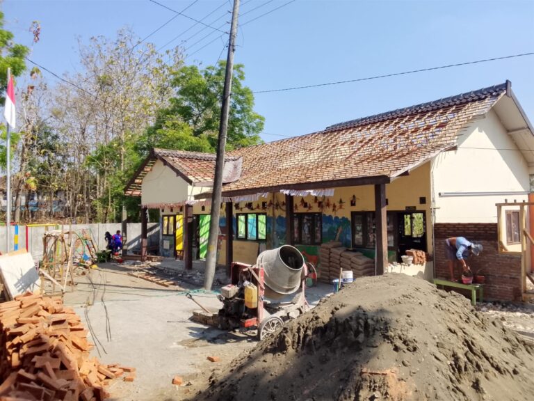Indikasi Maladministrasi Proyek APBN Rp342 Juta di TK Pertiwi Blora